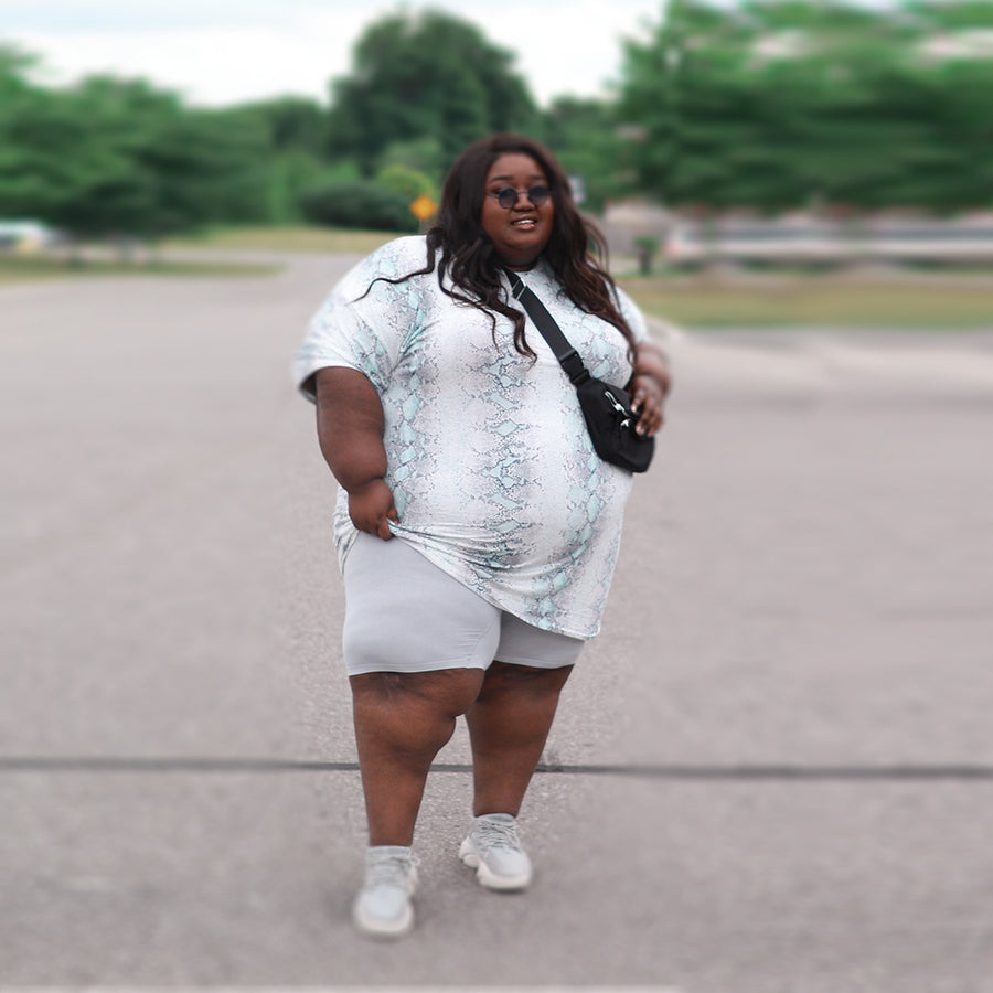 color:Grey|model:Louange is 5'3 and wearing 5XL/6XL Long